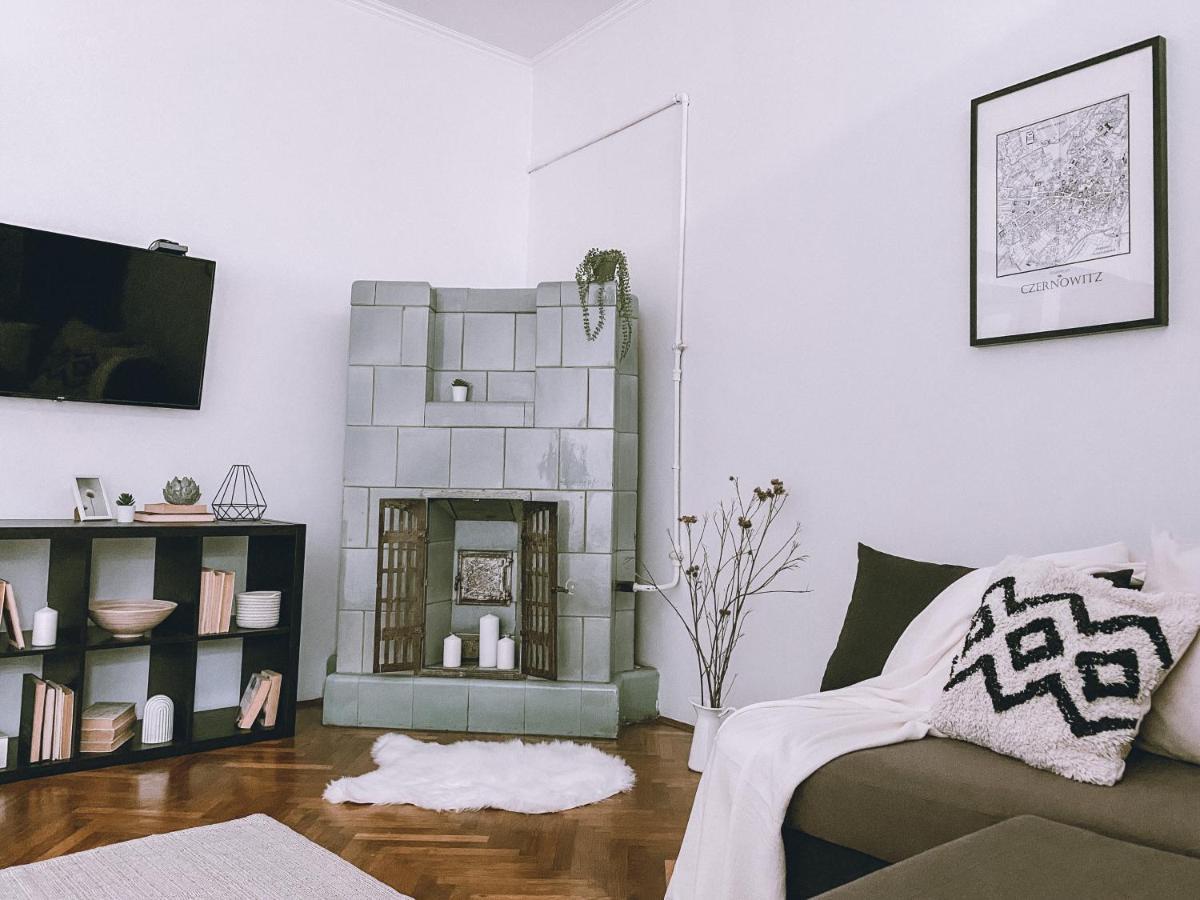 Appartement Simsimdoba à TTchernivtsi Extérieur photo
